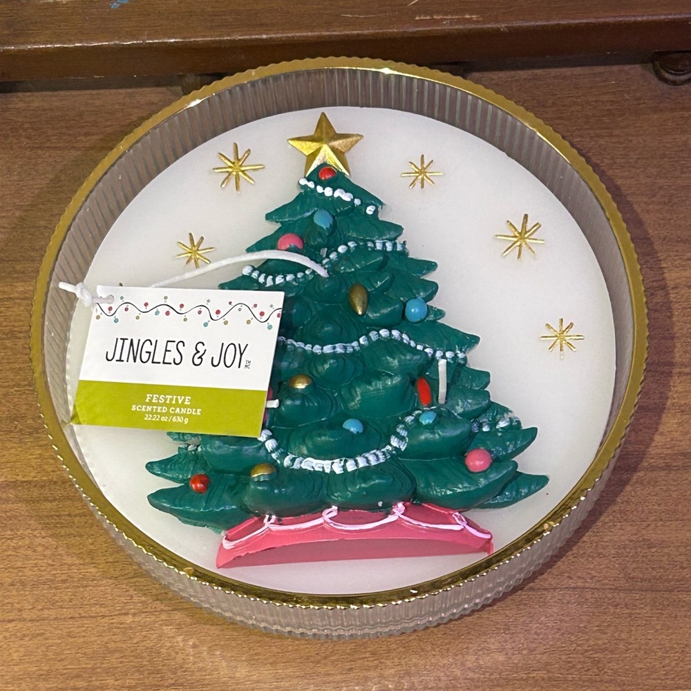 JINGLES & JOY Embossed Christmas Tree Festive Scented Candle NWTS
